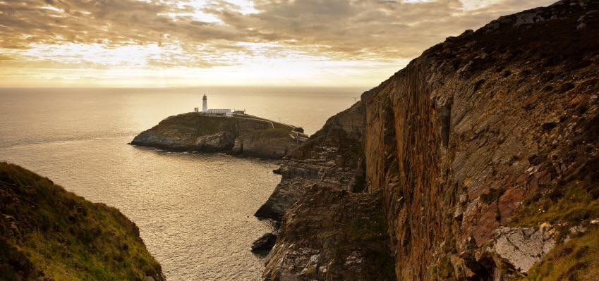 Lighthouse at Holyhead Anglesey e1519156045398